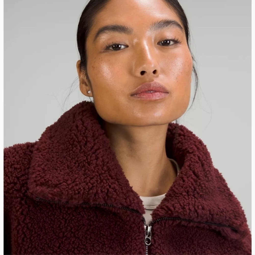 Lululemon Cinchable Fleece Zip-Up Size 8 maroon burgundy - Picture 6 of 7